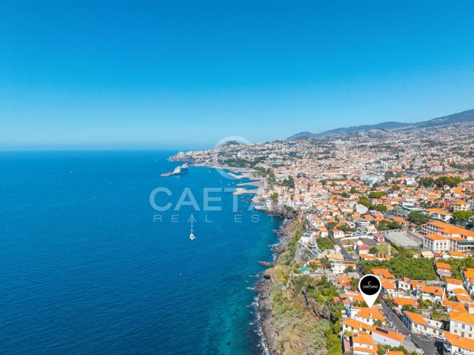Villa in Funchal, Madeira - foto 1
