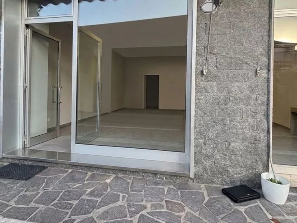 Næringseiendom i Montesilvano Marina, Pescara - bilde 1