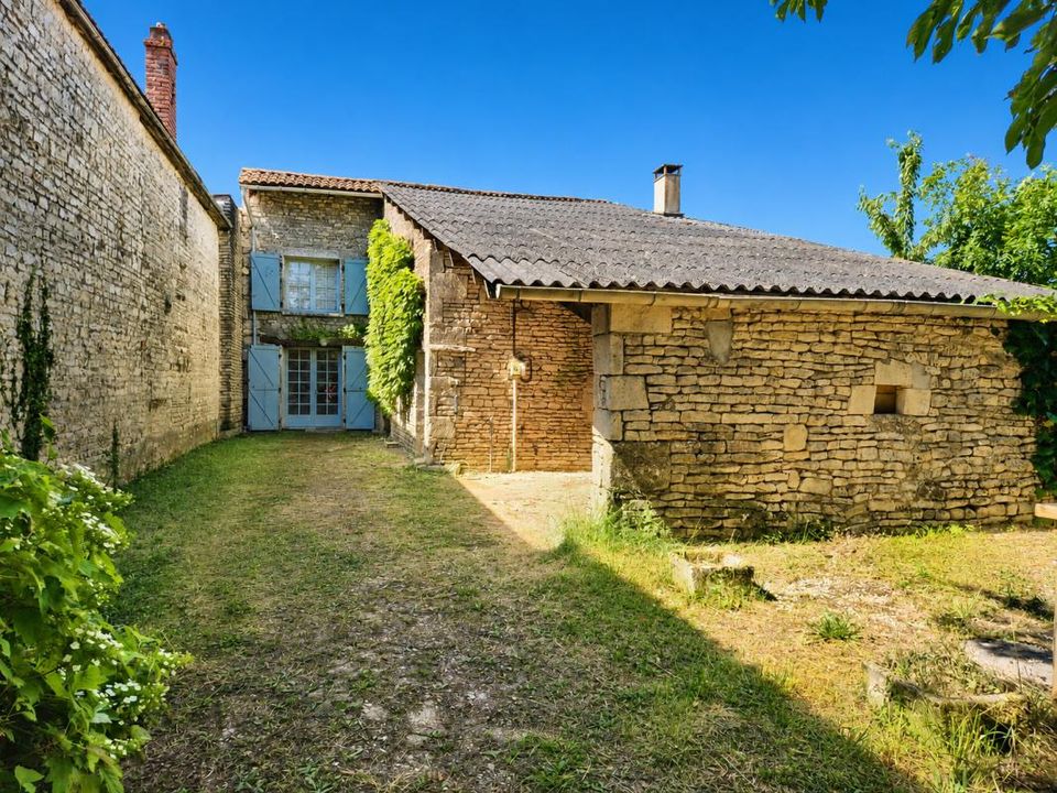 Villa en Besse, Charente - foto 2