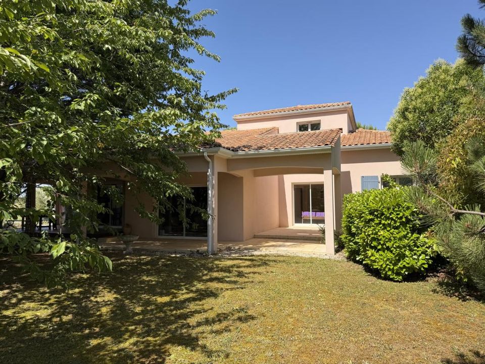 Villa en Mansle, Charente - foto 1