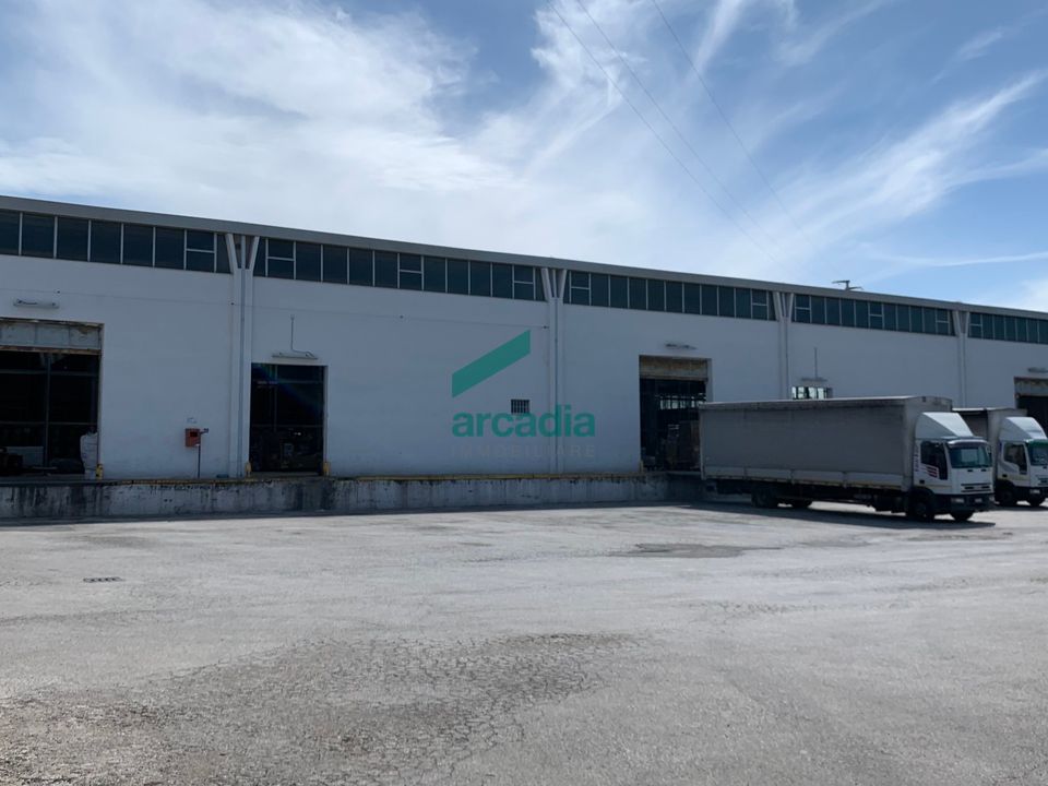 Local commercial - Modugno, Bari - photo 5