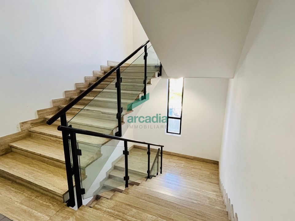 Propriedade comercial em Bari, Bari - foto 4