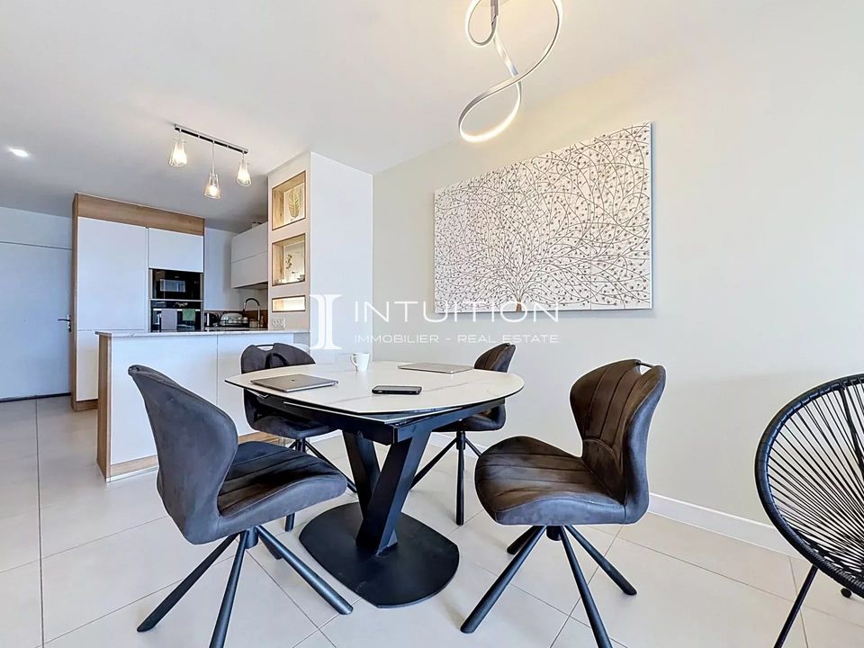 Apartment in Cannes, Alpes-Maritimes - photo 5
