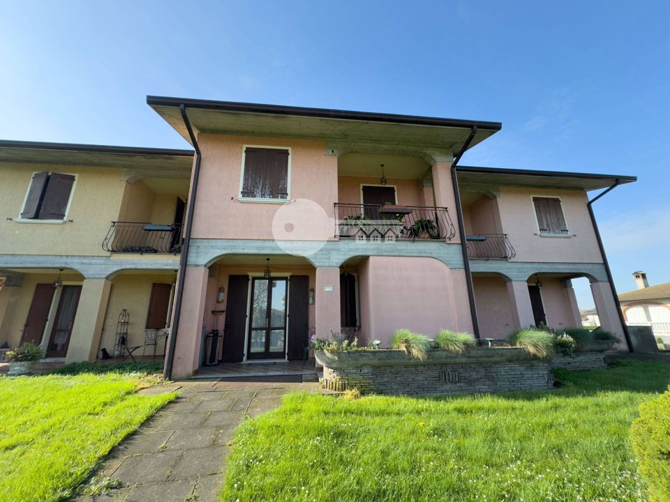 Rækkehus i Gottolengo, Brescia - foto 1