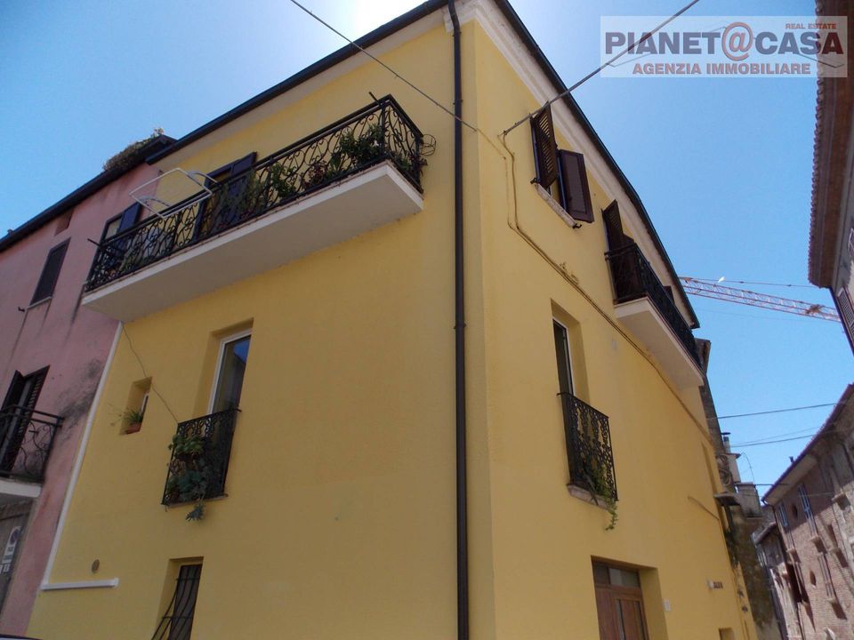 Villa a Ancarano, Teramo - foto 1