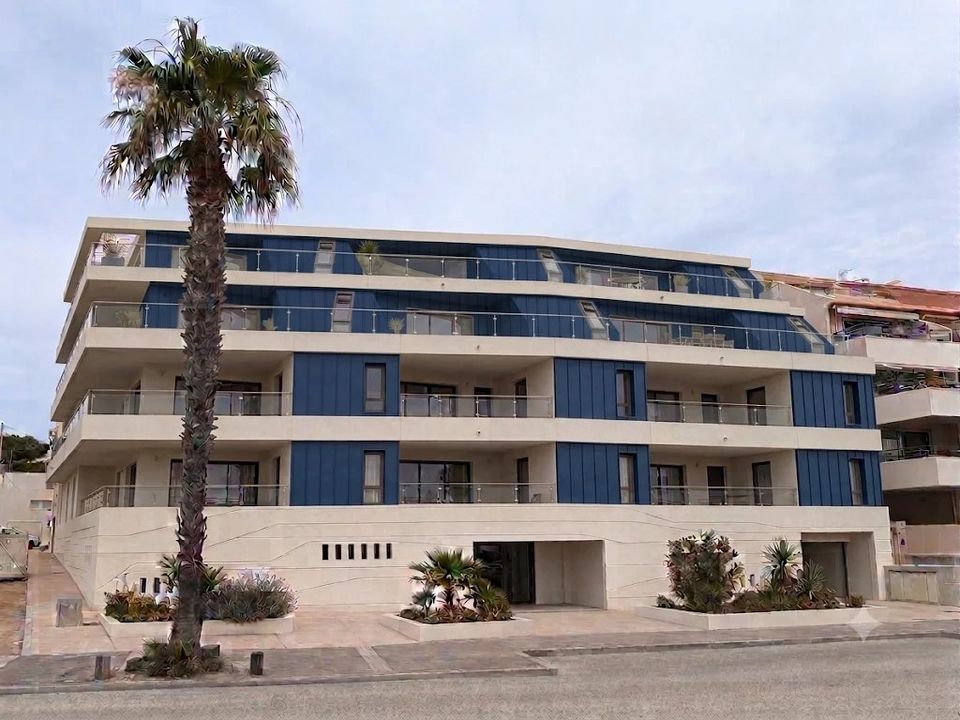 Lejlighed i La Ciotat, Bouches-du-Rhone - foto 2