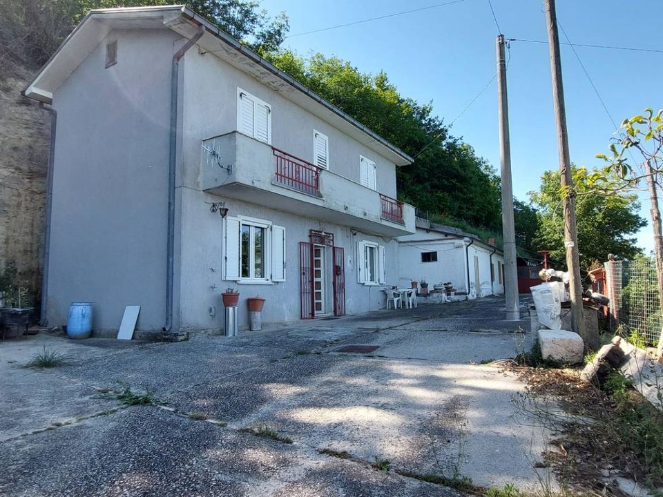 Villa i Ariano Irpino, Avellino - foto 1