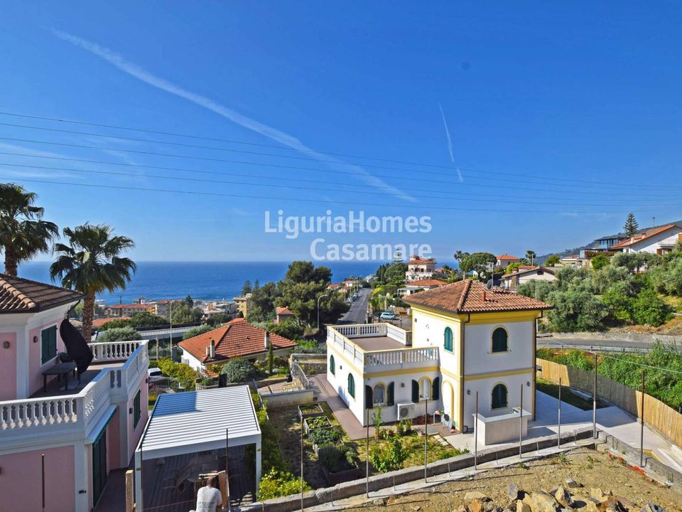 Villa i Ospedaletti, Imperia - foto 1