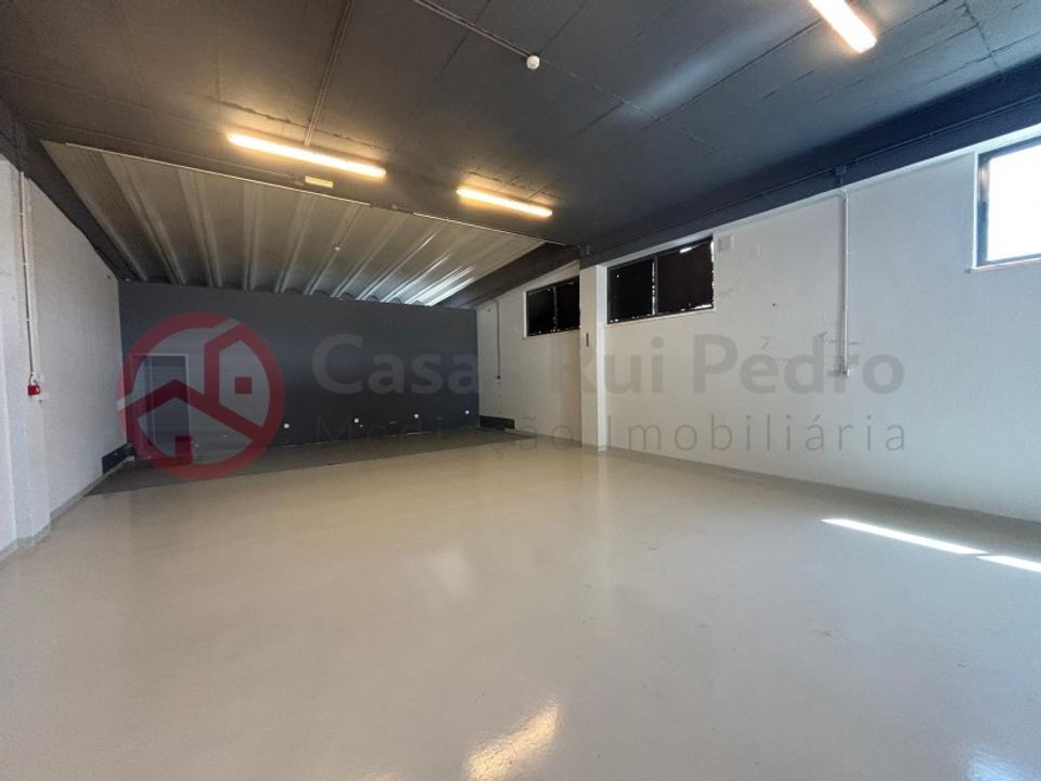 Erhvervsejendom i Corroios, Setubal - foto 2