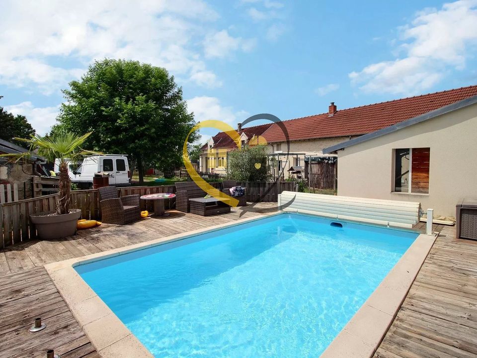 Haus in Moulins-sur-Yèvre, Cher - Foto 1