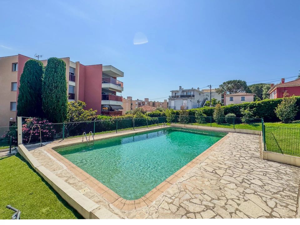 Lejlighed i Antibes, Alpes-Maritimes - foto 2