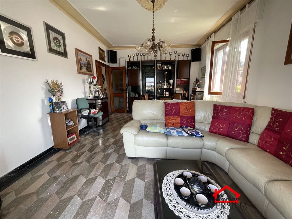 Villa i Carrara, Massa and Carrara - foto 1