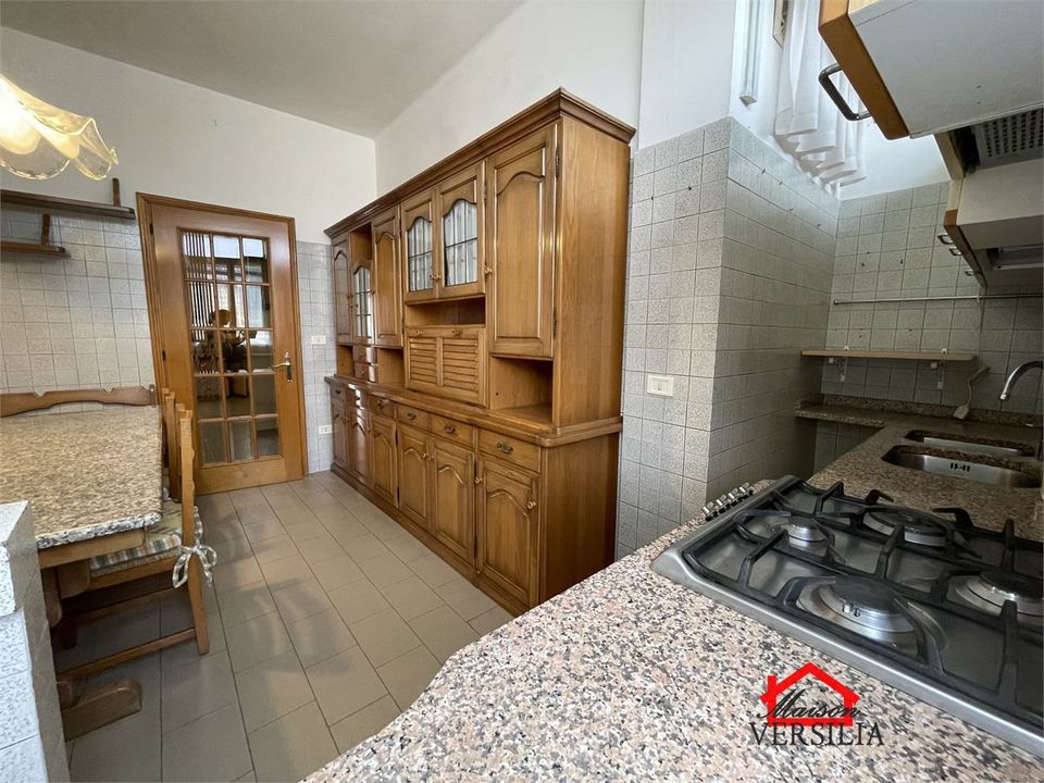 Lejlighed i Carrara, Massa and Carrara - foto 5