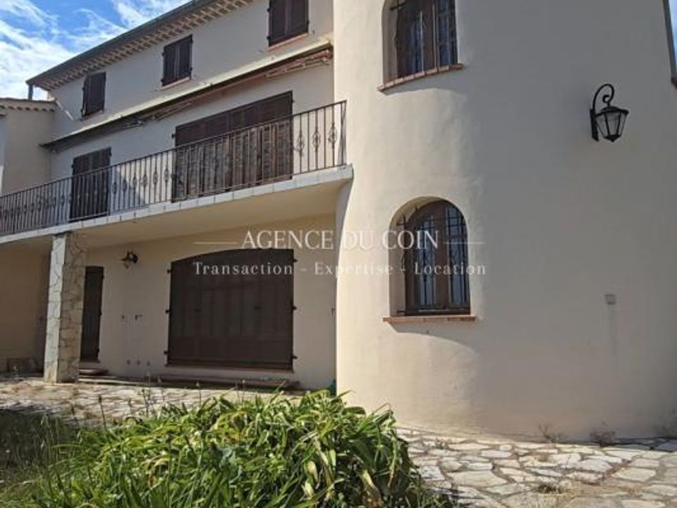 Villa en Draguignan, Var - foto 1
