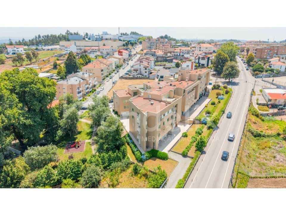 Apartamento en Seixezelo, Porto - foto 2