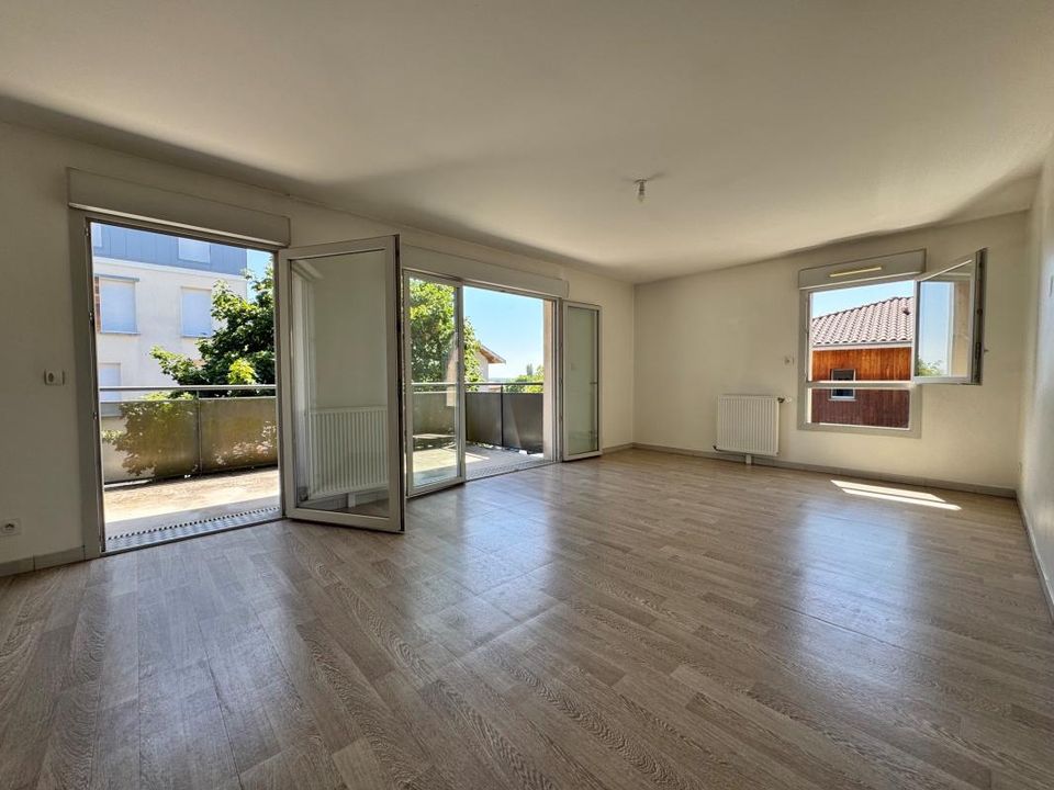 Apartamento en Buellas, Ain - foto 1