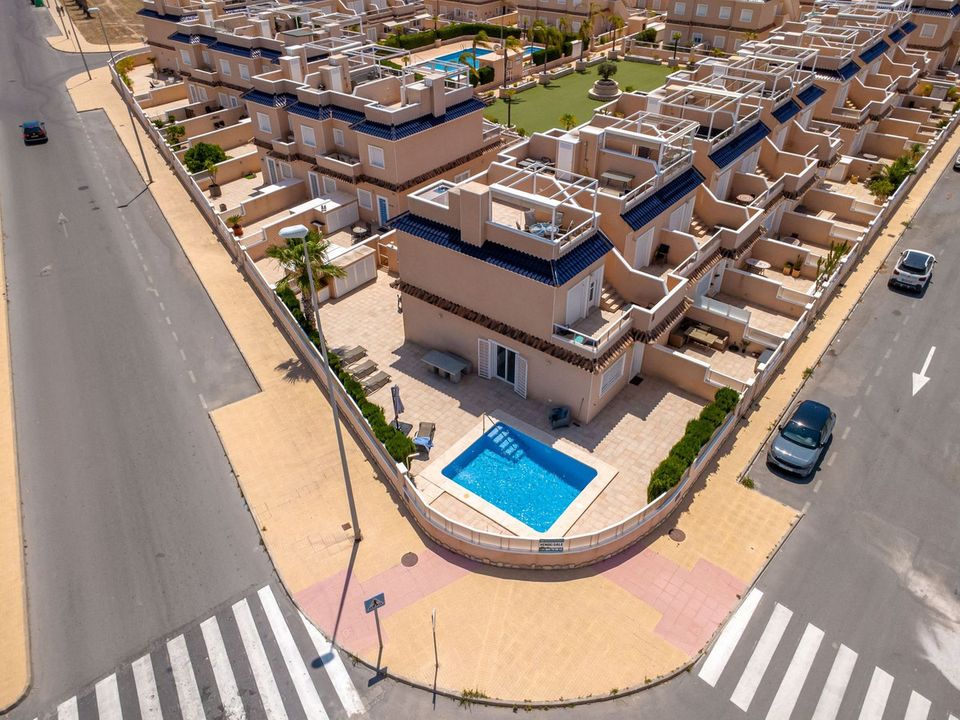 Byhus i Cabo Roig, Alicante - foto 1
