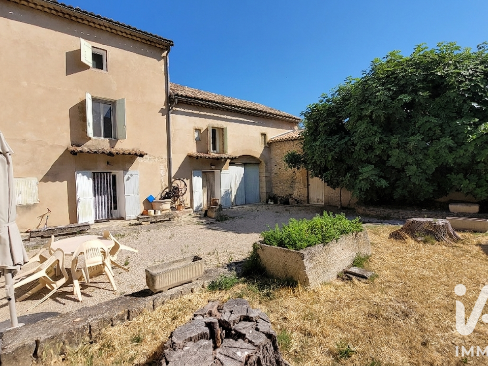 Villa em Robion, Vaucluse - foto 1