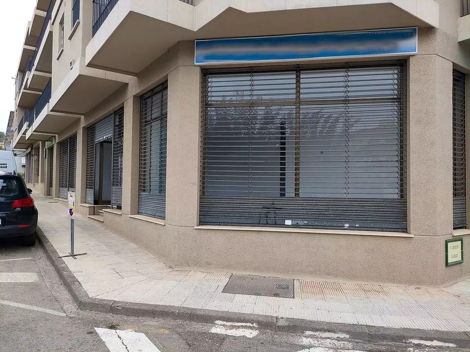 L'establiment comercial a La Bisbal D'emporda, Gerona - foto 2