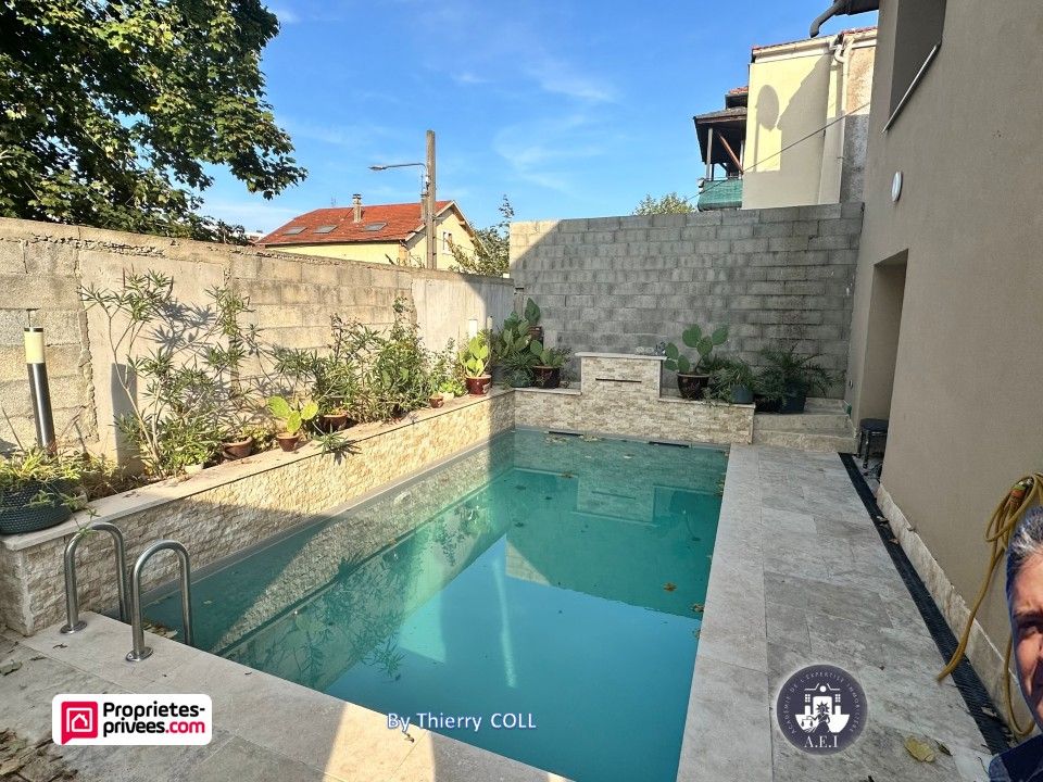 Villa - Venissieux, Rhone - photo 1
