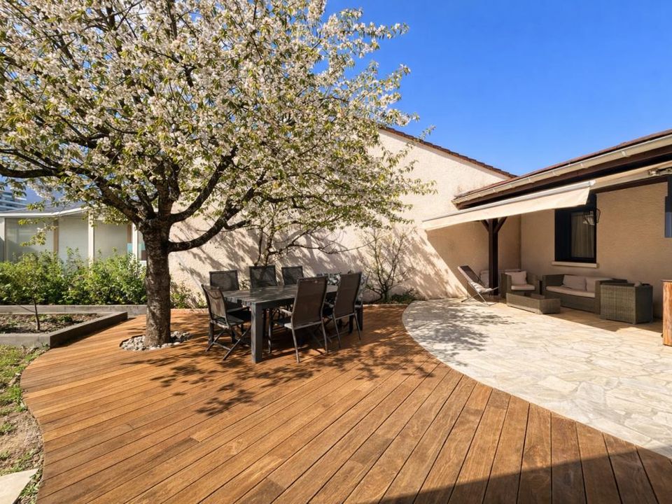 Villa i Saint-Genis-Pouilly, Ain - bilde 2