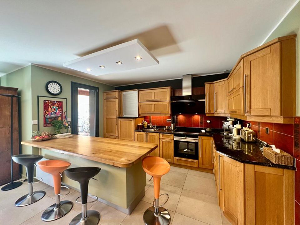 Villa i Saint-Genis-Pouilly, Ain - bilde 5
