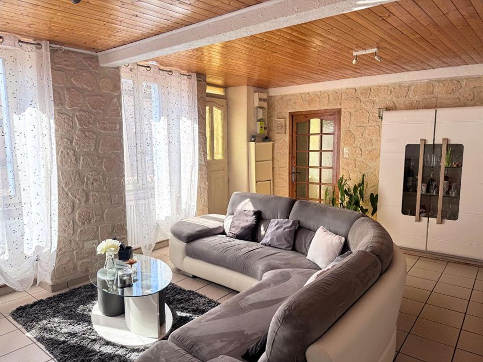Villa in Romagnat, Puy-de-Dome - foto 1