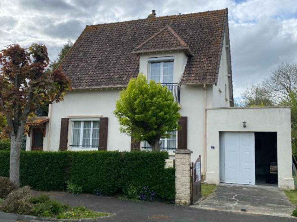 Villa en Saint-Contest, Calvados - foto 1