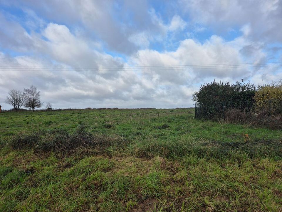 Terra em Saunay, Indre-et-Loire - foto 1
