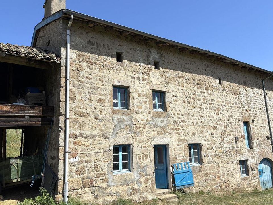 Villa en Saint-Antheme, Puy-de-Dome - foto 1