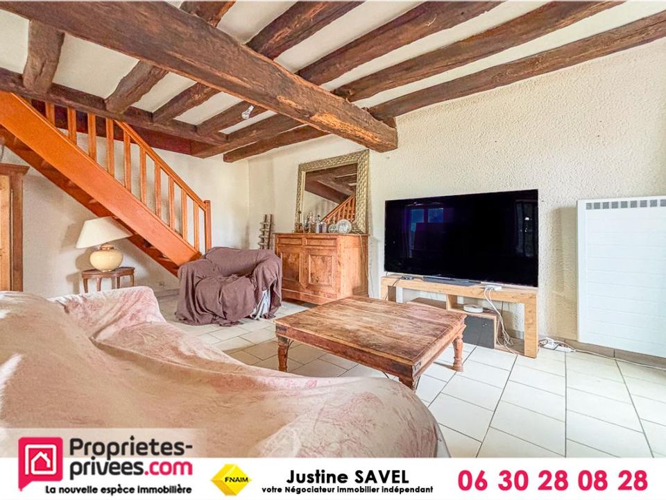 Villa in Mehun-sur-Yevre, Cher - foto 1