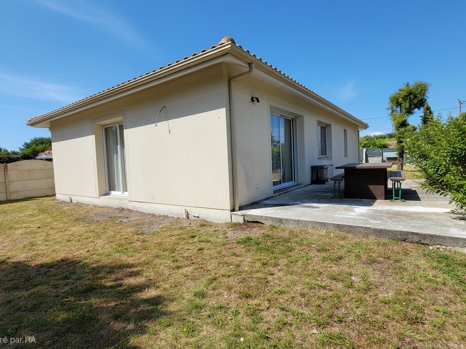 Villa en Biganos, Gironde - foto 1