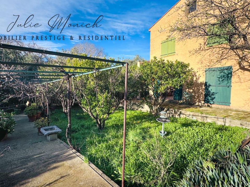 Villa i Banyuls-sur-Mer, Pyrenees-Orientales - bilde 1