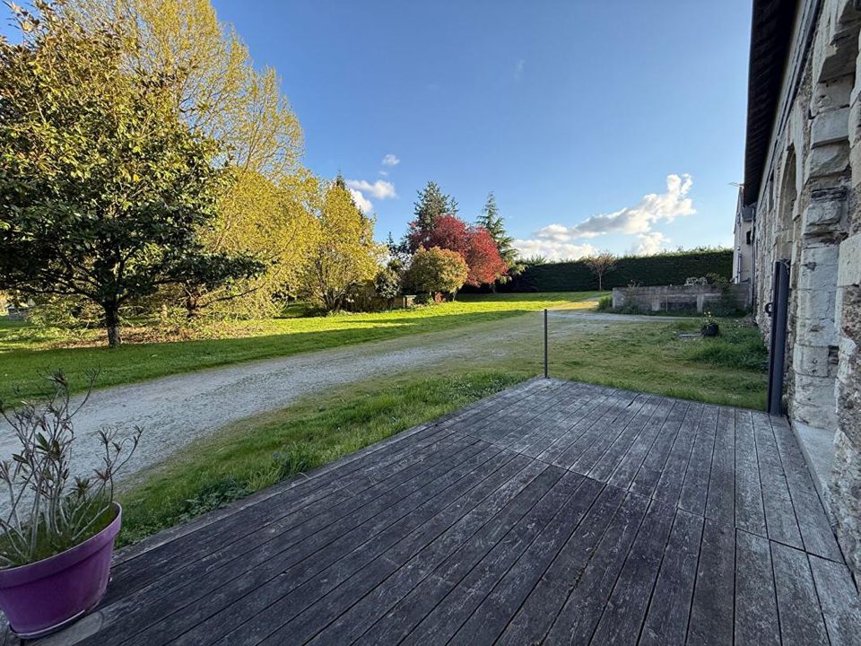 Villa en Verrières-en-Anjou, Maine-et-Loire - foto 1