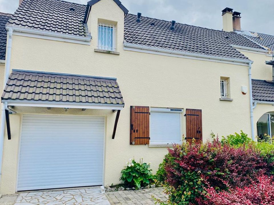 Villa i Croissy-Beaubourg, Seine-et-Marne - foto 1