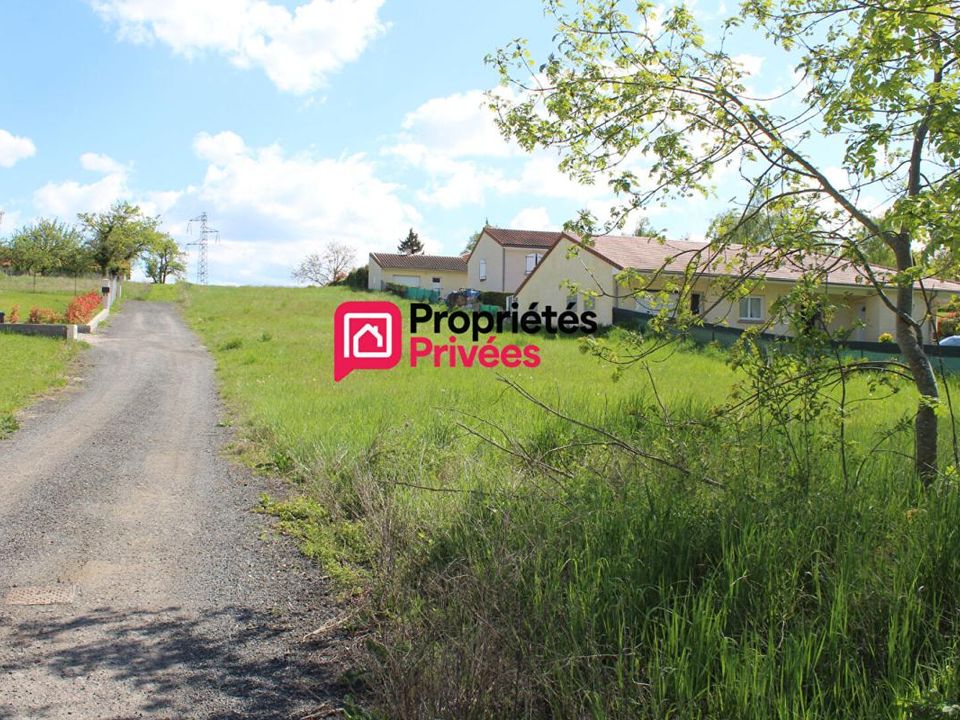 Terreno en Yssac-la-Tourette, Puy-de-Dome - foto 2
