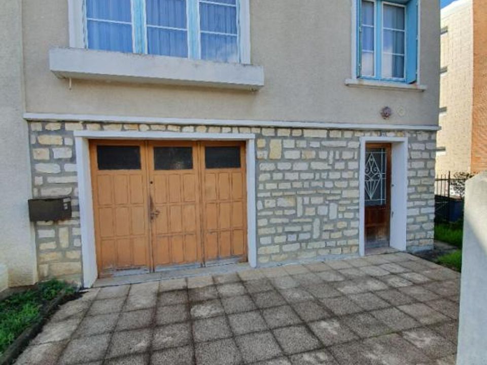 Villa in Chateauroux, Indre - foto 1