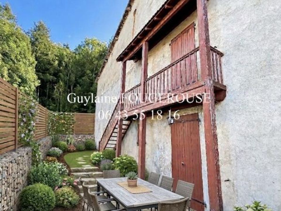 Villa en Saint-Antheme, Puy-de-Dome - foto 1