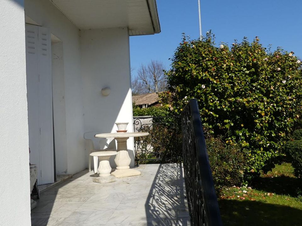 Villa en Biganos, Gironde - foto 4