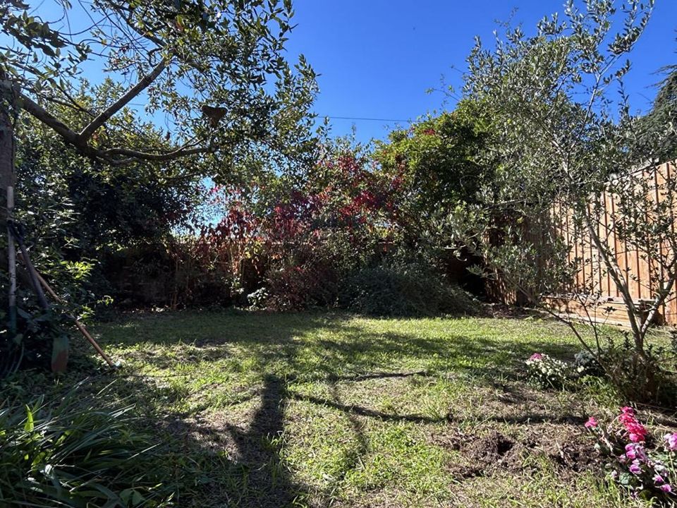 Villa en Begles, Gironde - foto 1