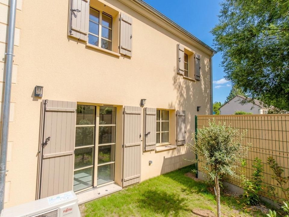 Villa in Seraincourt, Val-d'Oise - foto 1
