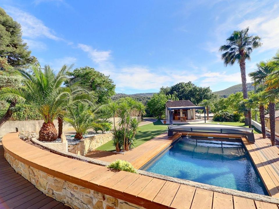 Villa en Aubagne en Provence, Bouches-du-Rhone - foto 3