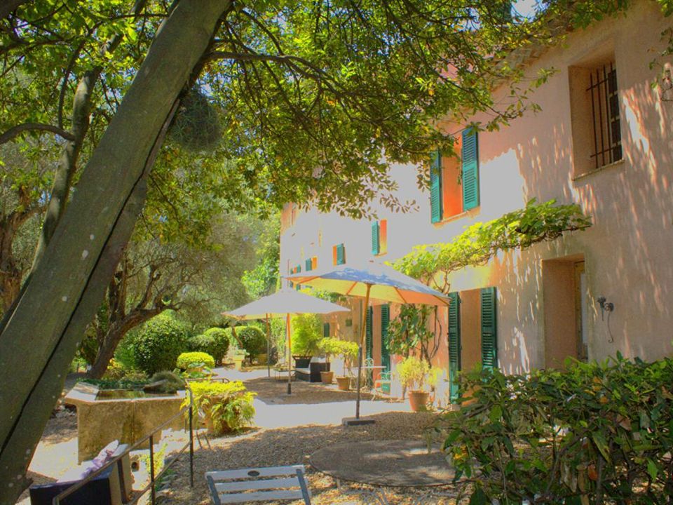 Villa a Peymeinade, Alpes-Maritimes - foto 1