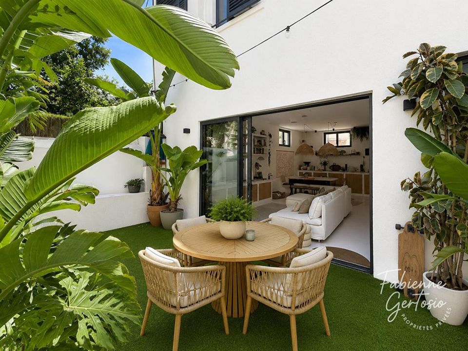 Villa a La Ciotat, Bouches-du-Rhone - foto 1