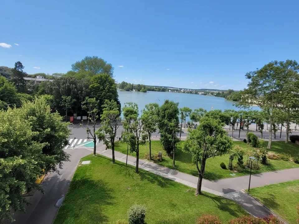 Lejlighed i Enghien-les-Bains, Val-d'Oise - foto 1