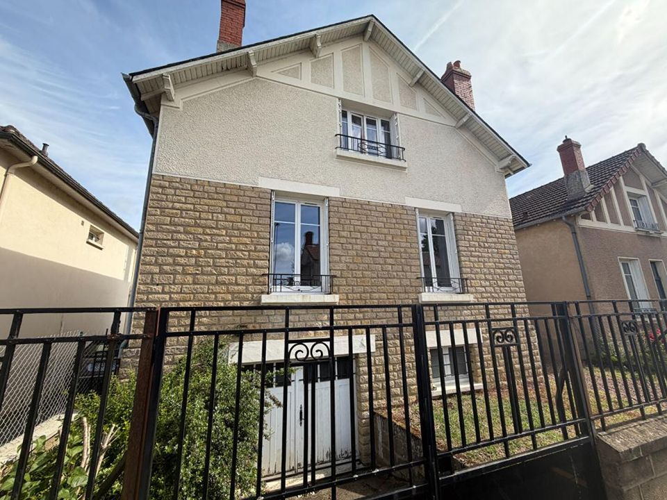 Villa in Nevers, Nievre - foto 1