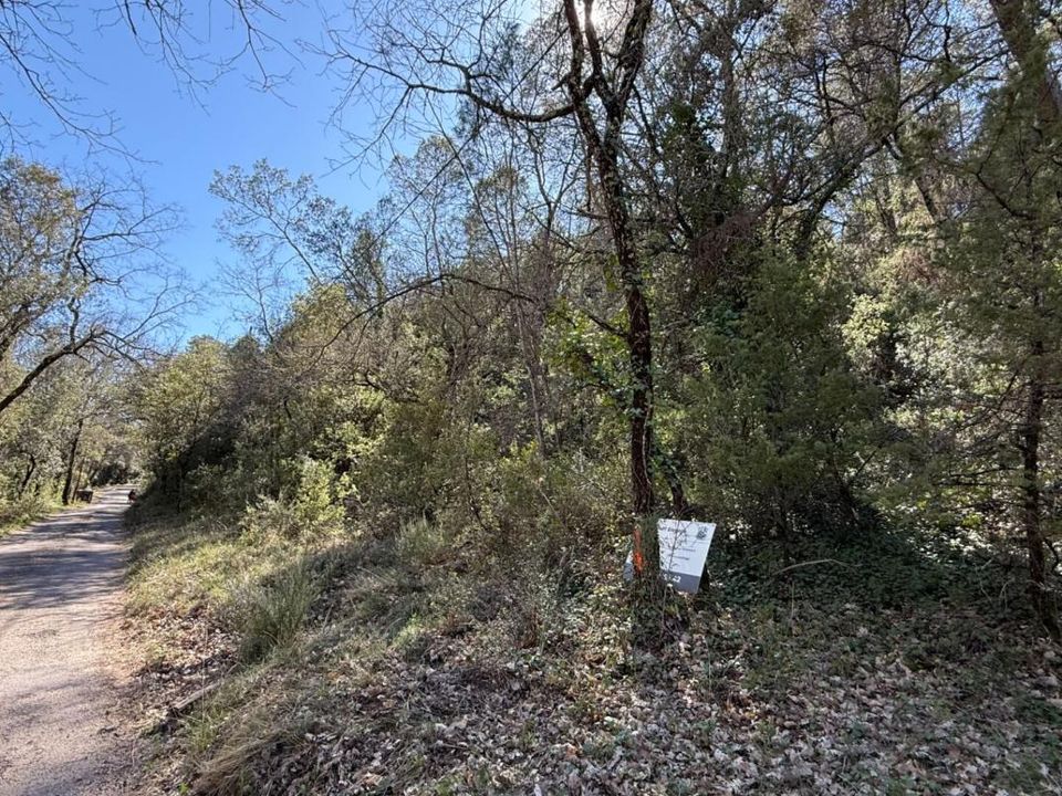 Terreno en Entrecasteaux, Var - foto 1