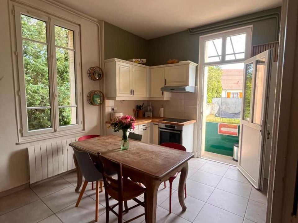 Villa a Yzeure, Allier - foto 1