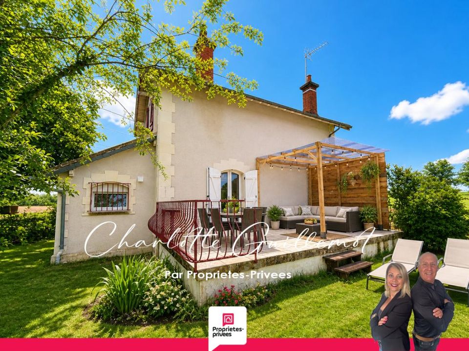 Villa in Lucay-le-Male, Indre - foto 1