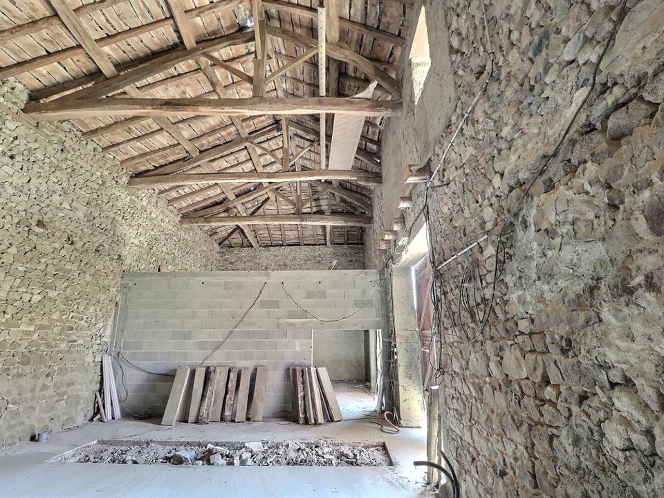 Villa in Saint-Pierre-Le-Vieux, Saone-et-Loire - foto 4